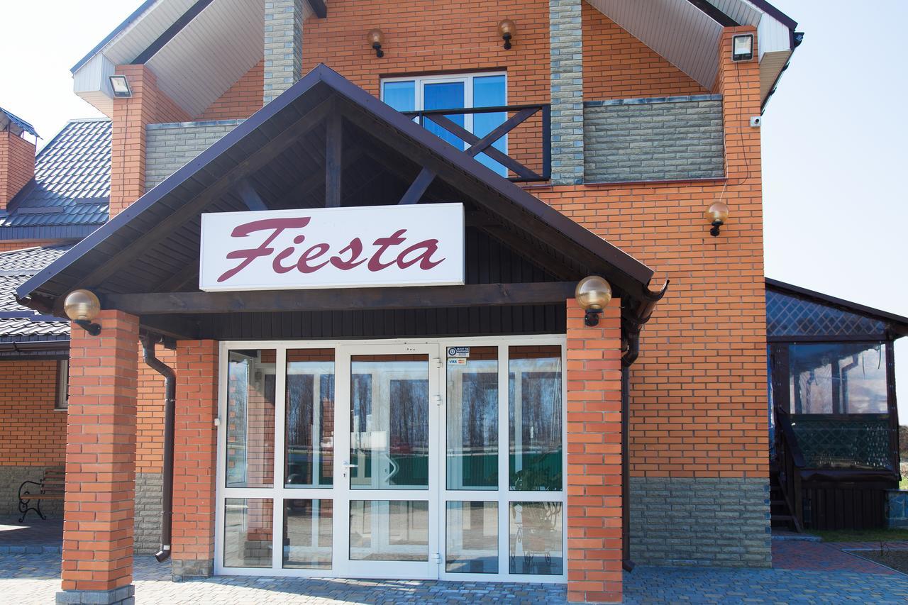 Hotel Fiesta キエフ エクステリア 写真